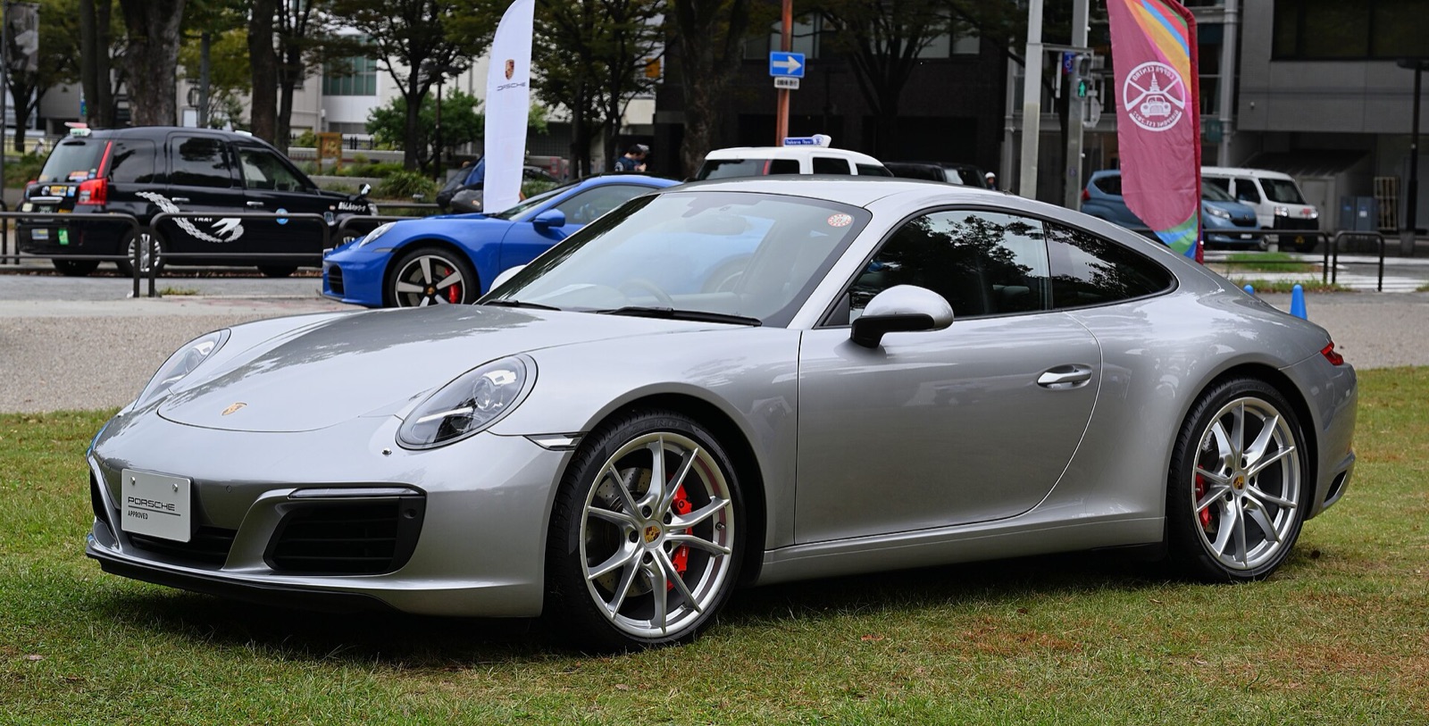 Porsche 911 — 991