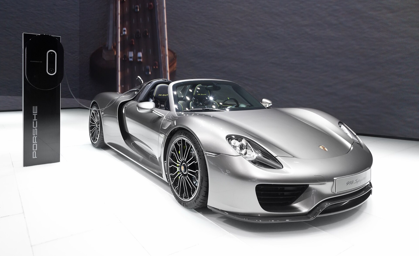 Porsche 918 Spyder — 918 Spyder