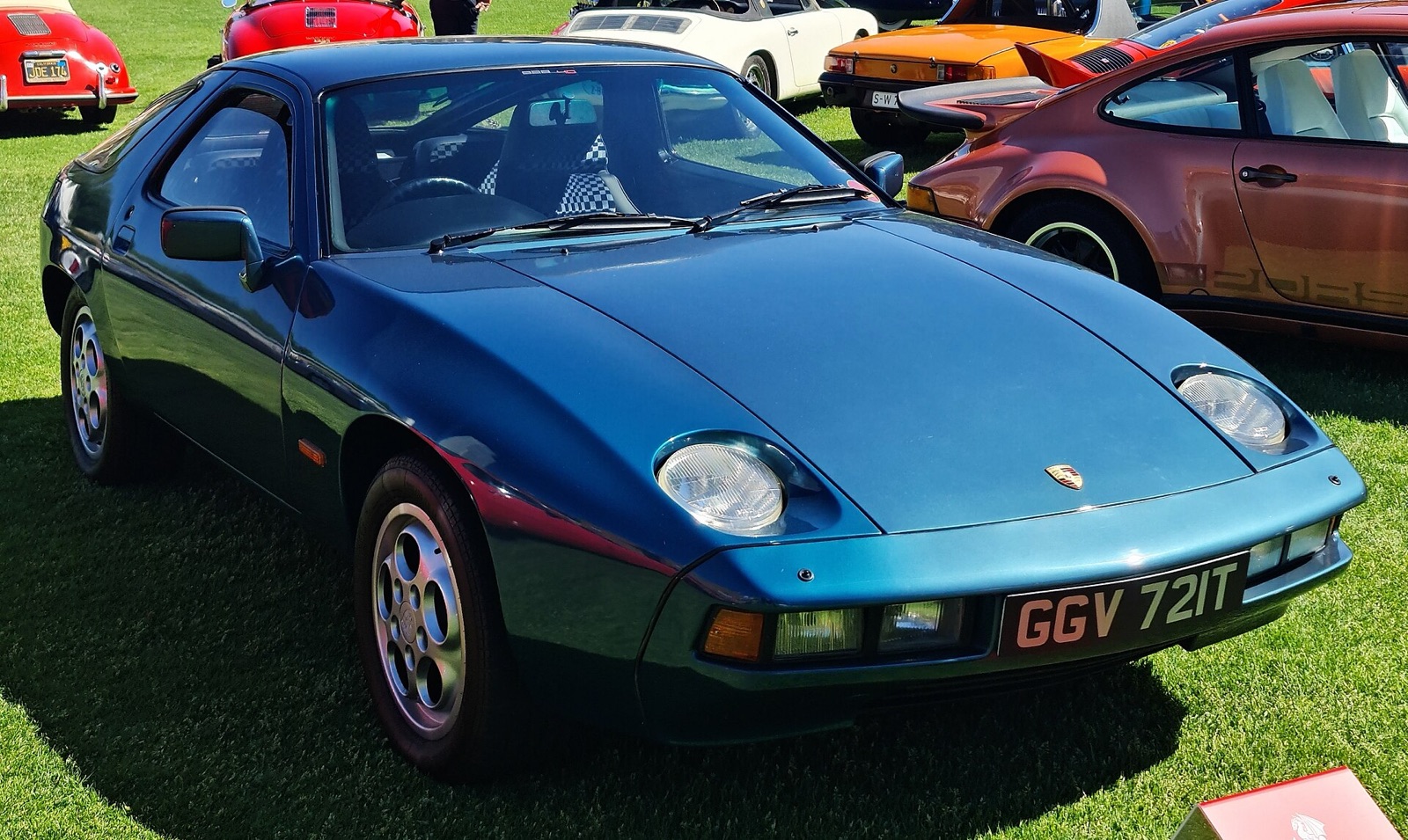 Porsche 928 — 928