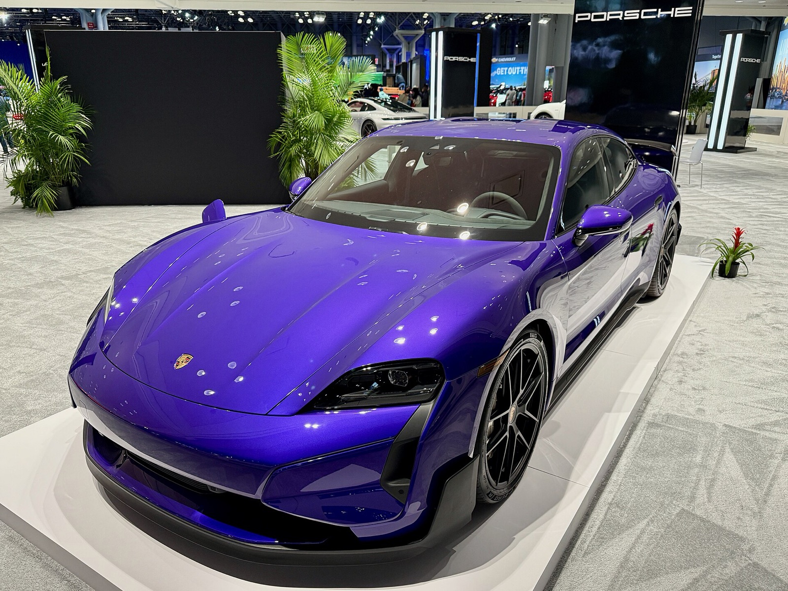 Porsche Taycan — Turbo GT